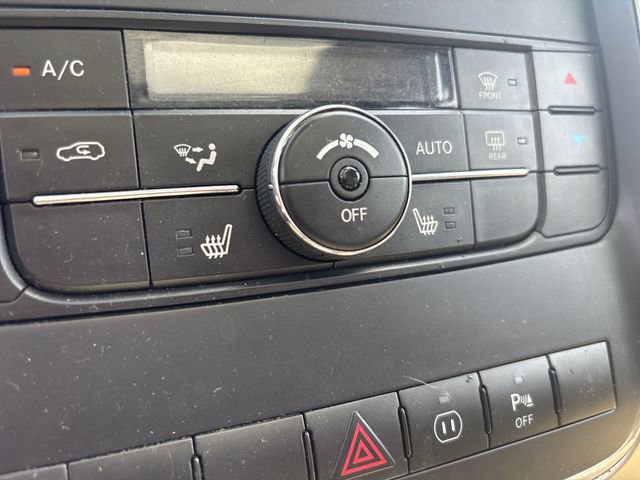 Used 2011 Jeep Grand Cherokee Limited AWD/4WD image 26