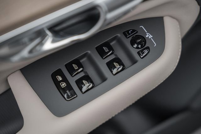 New 2026 Volvo XC90 B5 Ultra image 39