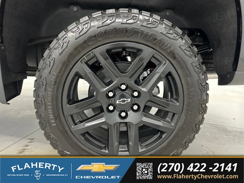 New 2026 Chevrolet Silverado 1500 Custom Trail Boss w/ LPO, Dark Essentials Package AWD/4WD image 20
