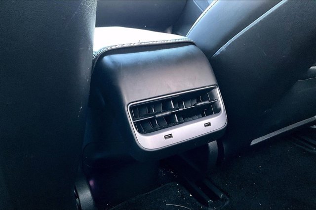 Used 2019 Tesla Model 3 Long Range image 10