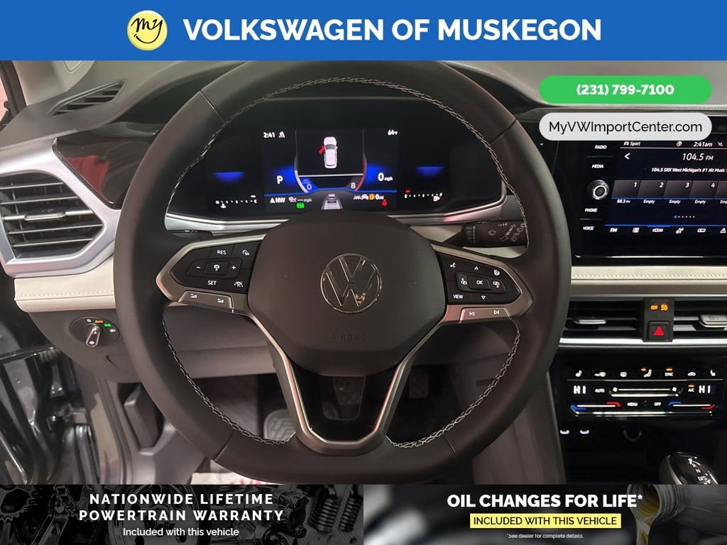 New 2026 Volkswagen Taos SE image 15