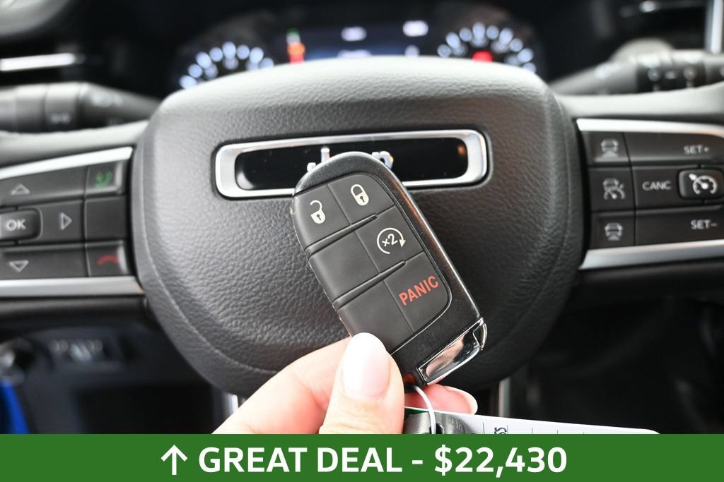 Used 2025 Jeep Compass Limited AWD/4WD image 36
