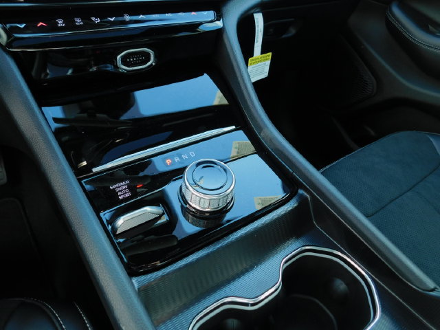 New 2026 Jeep Grand Cherokee Altitude AWD/4WD image 14