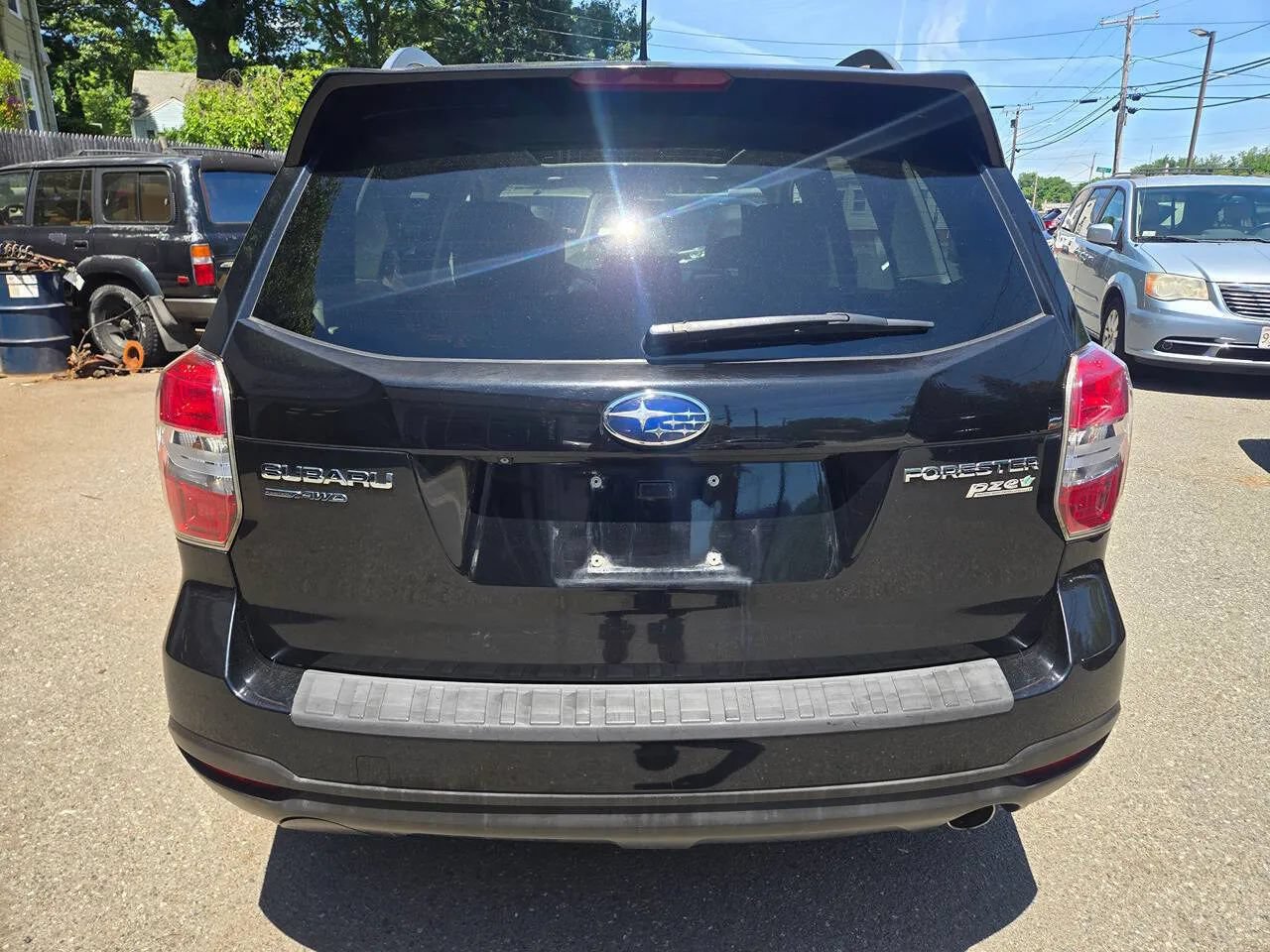 Used 2014 Subaru Forester 2.5i Limited AWD/4WD image 23