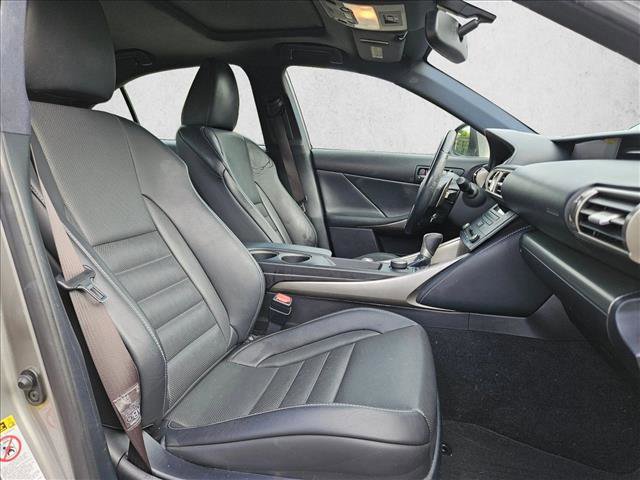 Used 2015 Lexus IS 250 w/ F-Sport Package RWD image 21