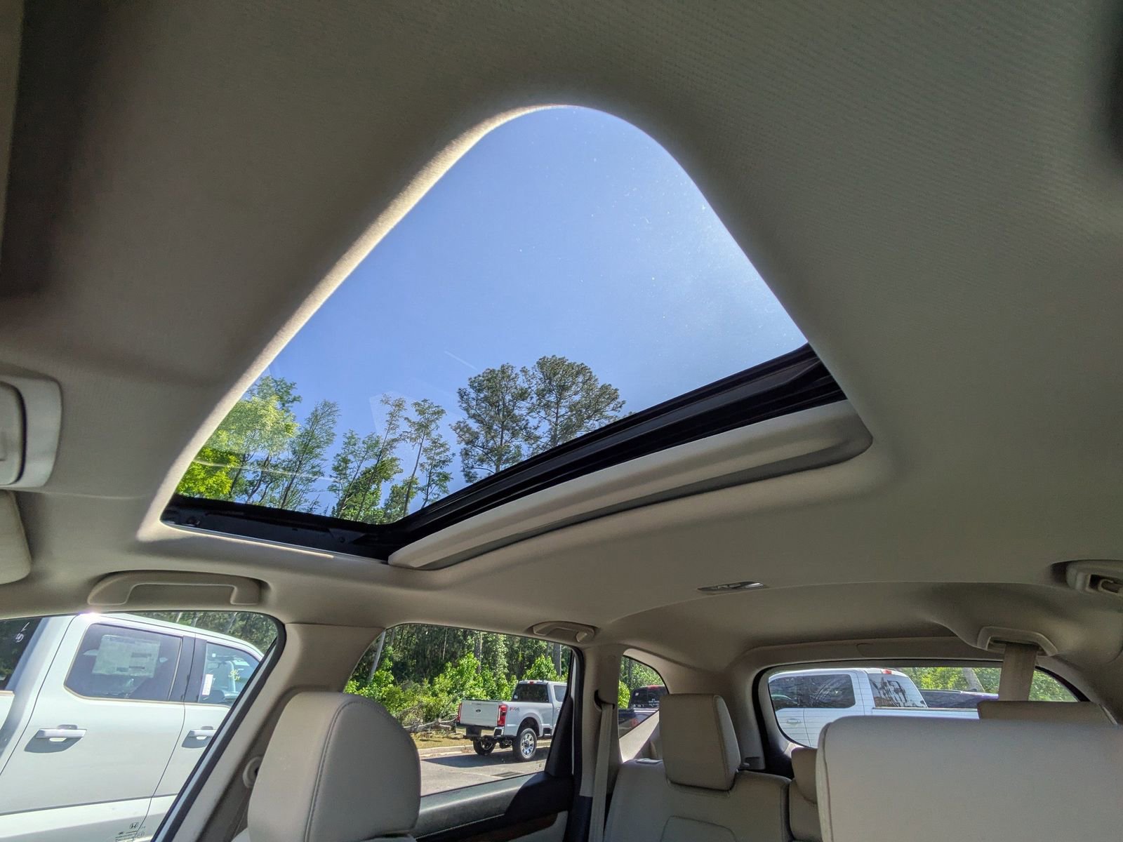 Used 2019 Honda CR-V Touring image 12