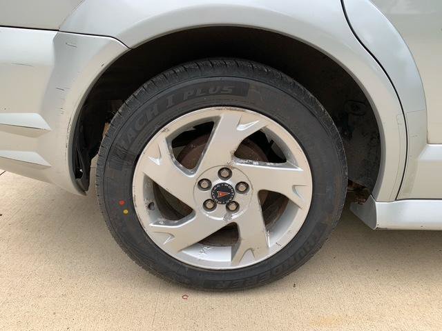 Used 2006 Pontiac Vibe w/ Sport Package FWD image 20