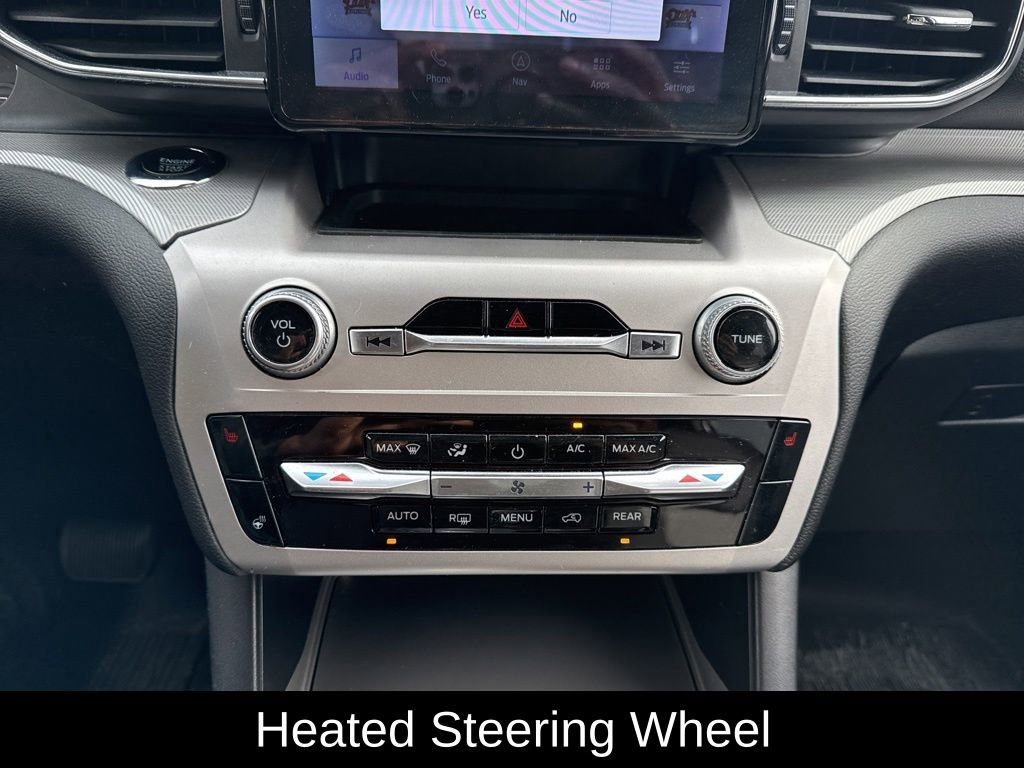 Used 2022 Ford Explorer XLT w/ Equipment Group 202A image 19