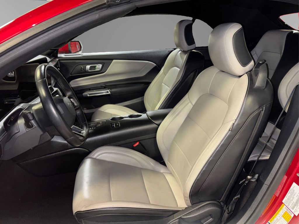 Used 2024 Ford Mustang Premium image 9