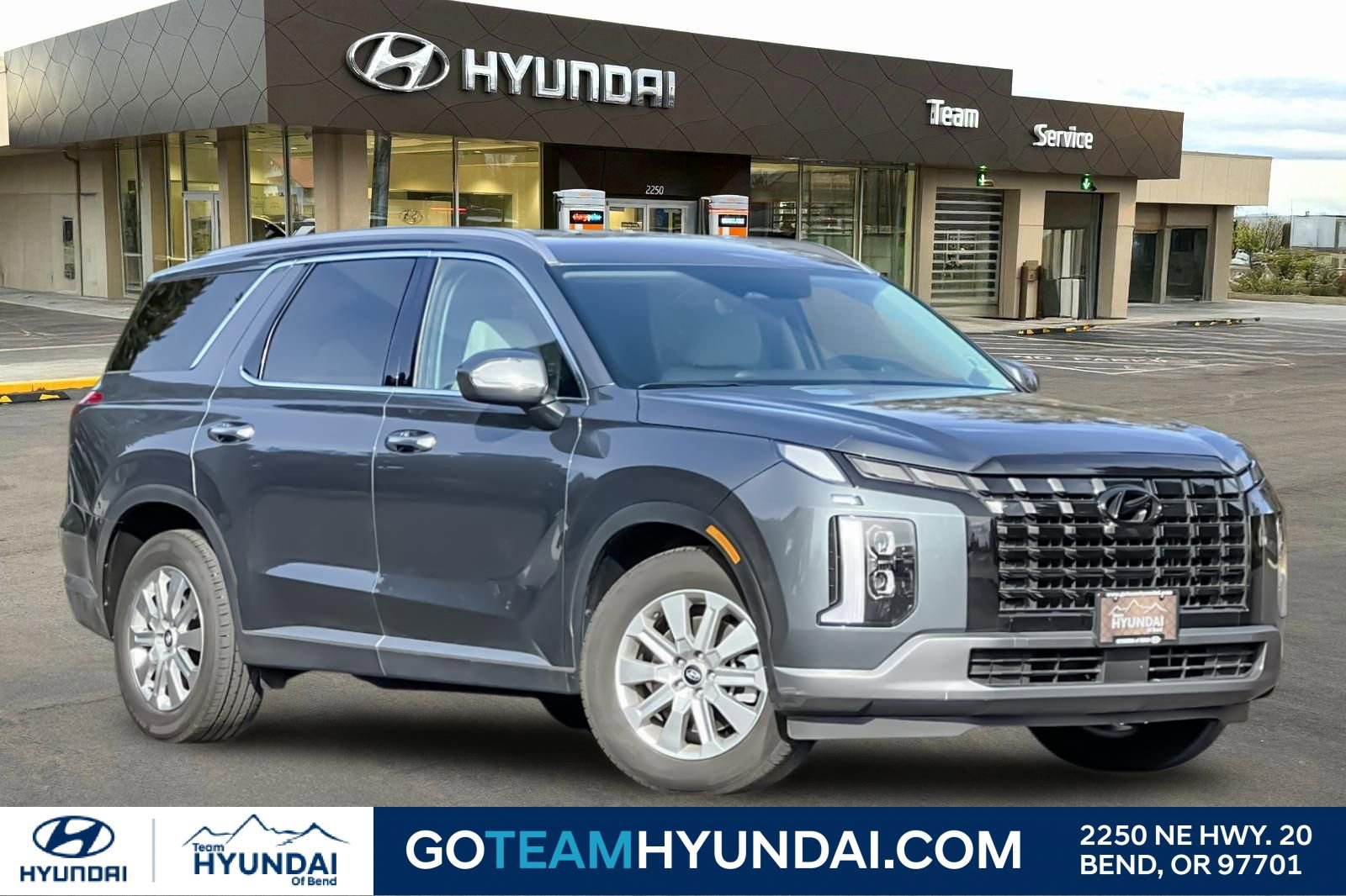 Used 2024 Hyundai Palisade SEL image 1