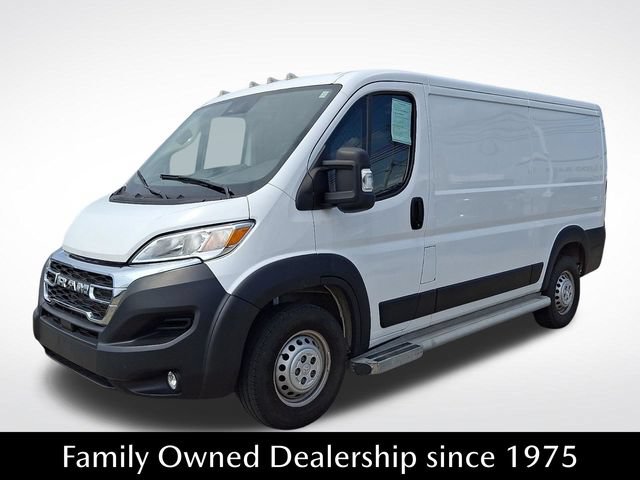 Used 2025 RAM ProMaster 2500 w/ U-Haul Equipment Group FWD image 3