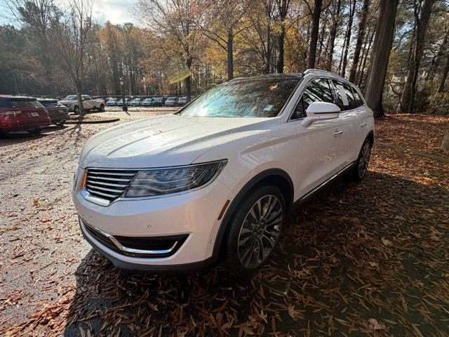 Used 2016 Lincoln MKX Reserve w/ Luxury Package image 2