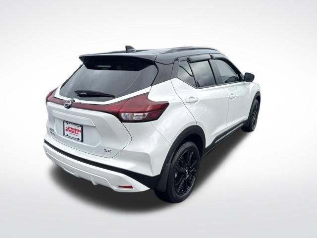 Used 2024 Nissan Kicks SR image 5