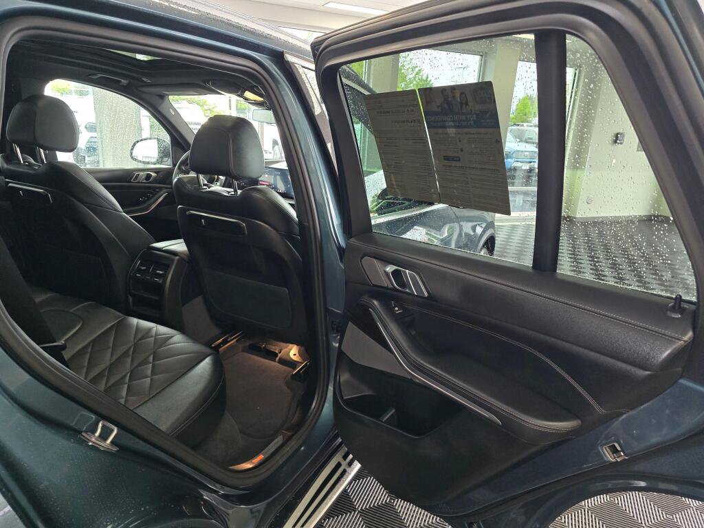 Used 2026 BMW X5 xDrive40i AWD/4WD image 39