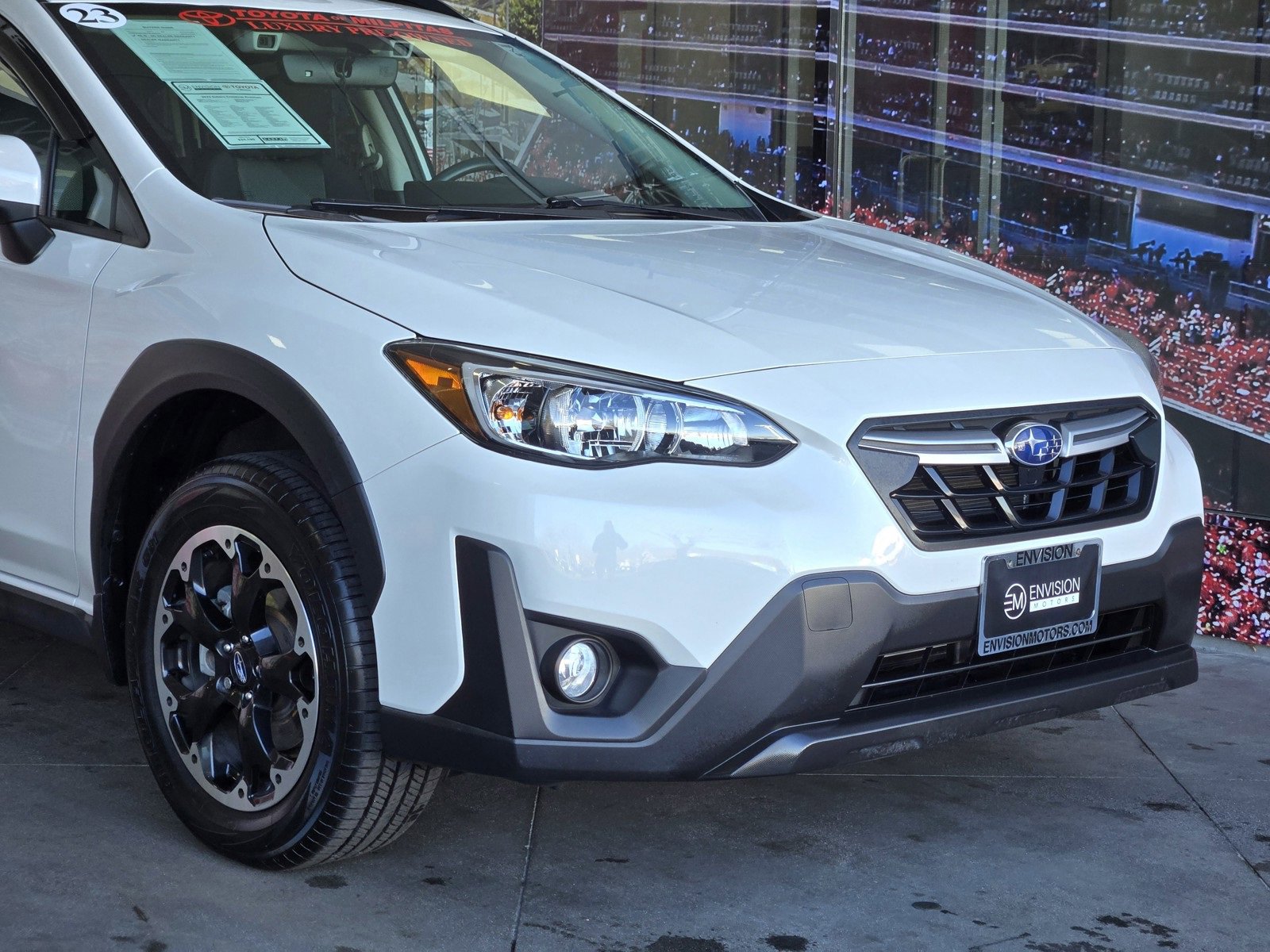 Used 2023 Subaru Crosstrek 2.0i Premium image 2