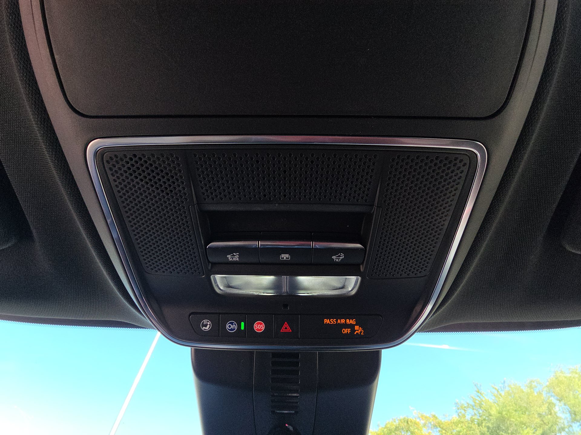 Used 2026 Chevrolet Traverse RS FWD image 24
