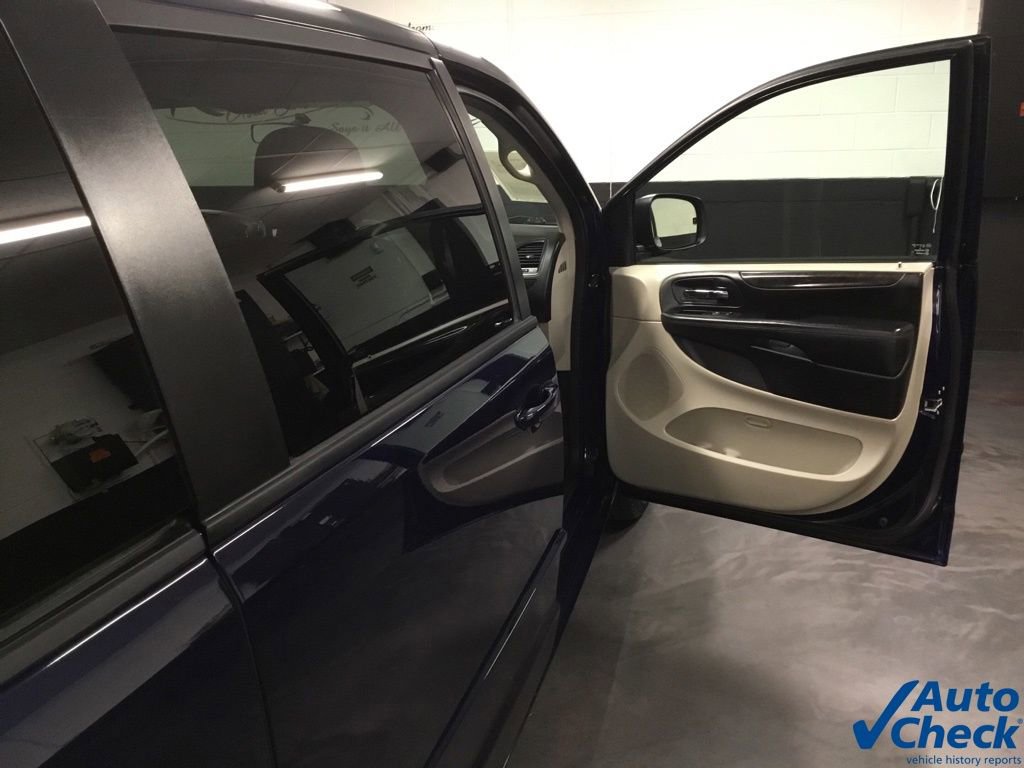 Used 2015 Dodge Grand Caravan SE w/ Quick Order Package 29E SE image 36