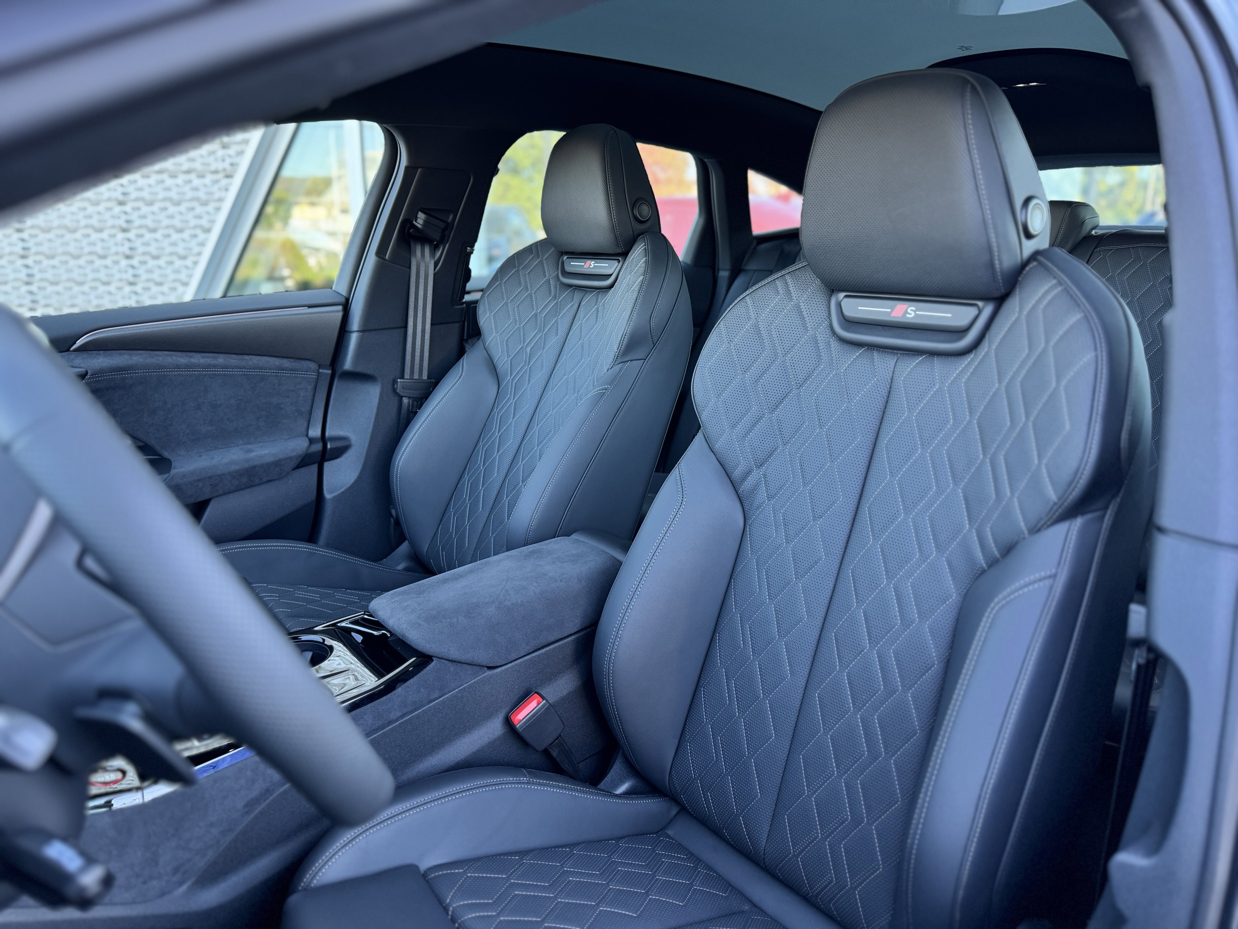 New 2025 Audi S6 e-tron Premium Plus image 5