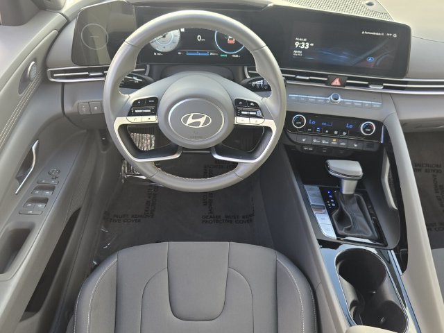 Used 2024 Hyundai Elantra SEL w/ Convenience Package FWD image 14