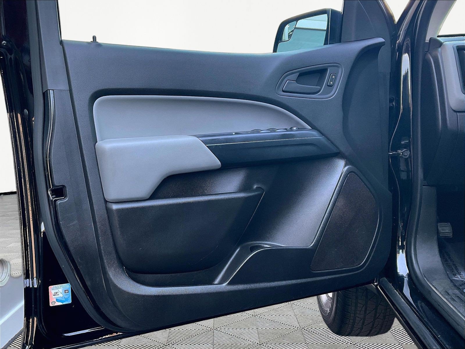 Used 2016 Chevrolet Colorado W/T w/ WT Convenience Package RWD image 20