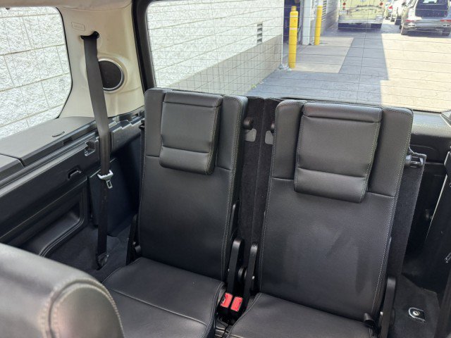 Used 2016 Land Rover LR4 HSE Silver Edition AWD/4WD image 8