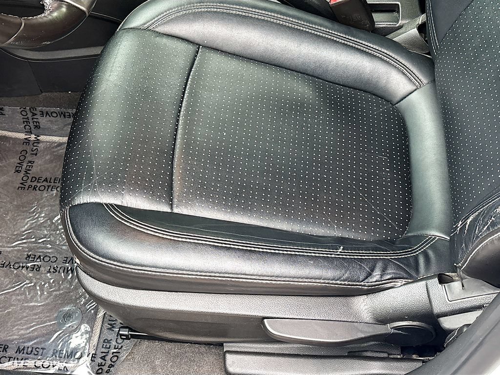 Used 2015 Chevrolet Sonic LTZ FWD image 18