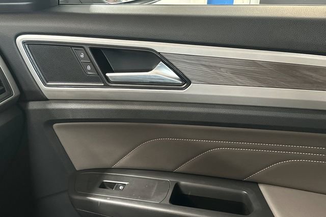 Certified 2023 Volkswagen Atlas Cross Sport SE FWD image 22