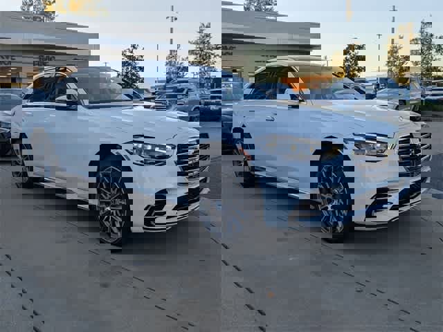 New 2026 Mercedes-Benz S 500 4MATIC image 2
