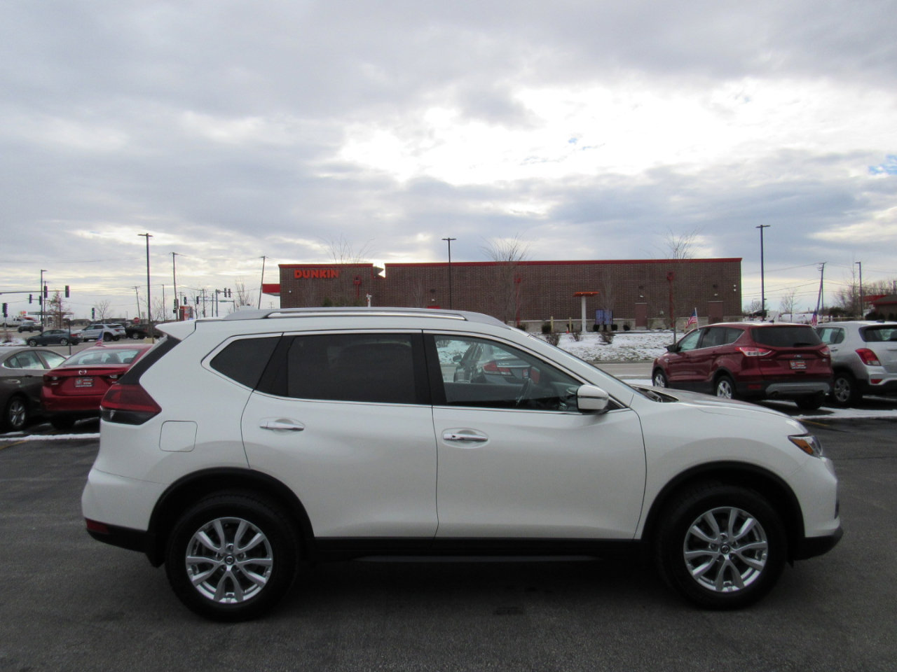Used 2018 Nissan Rogue SV image 7