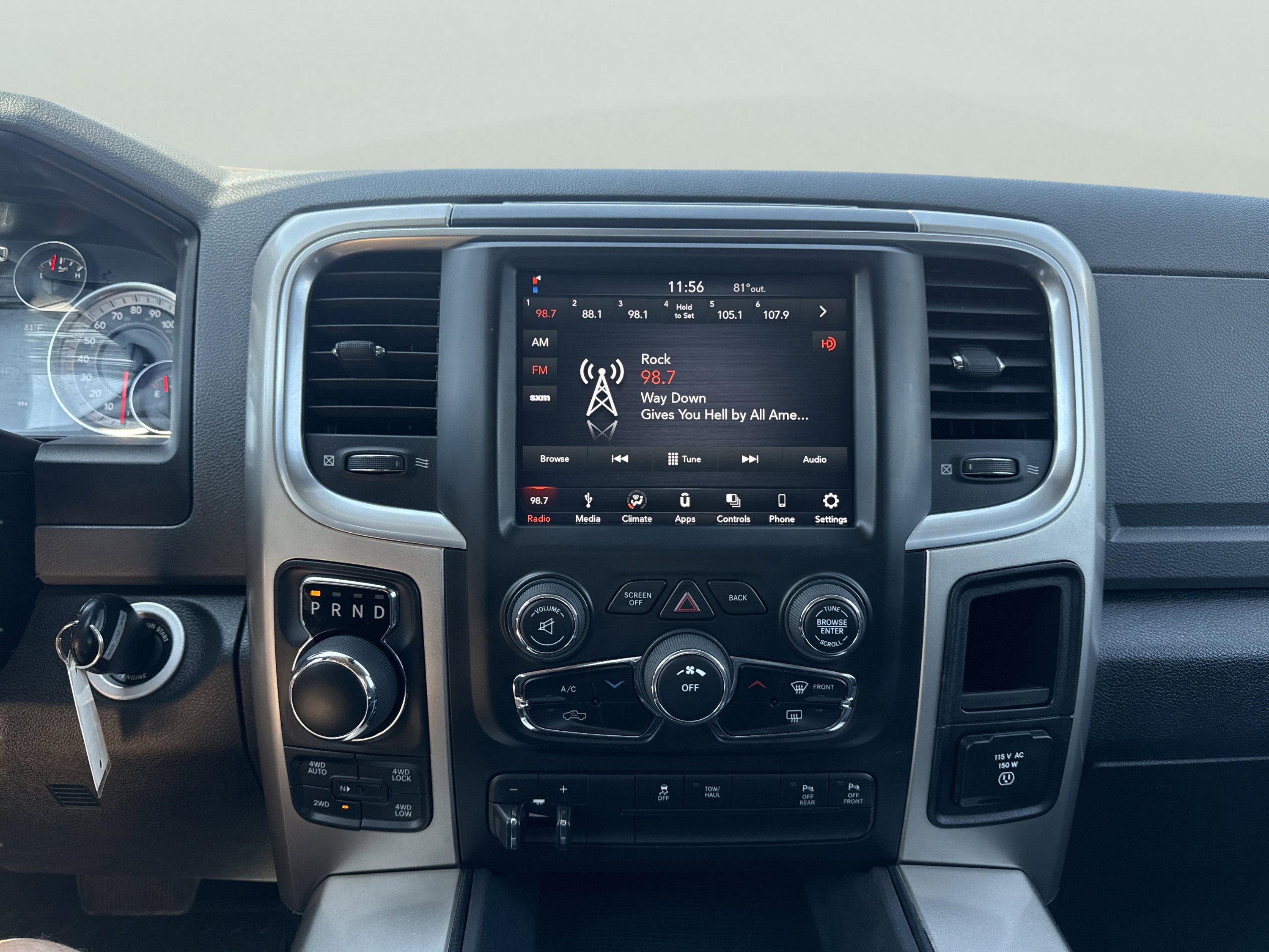 Used 2018 RAM 1500 Big Horn AWD/4WD image 18