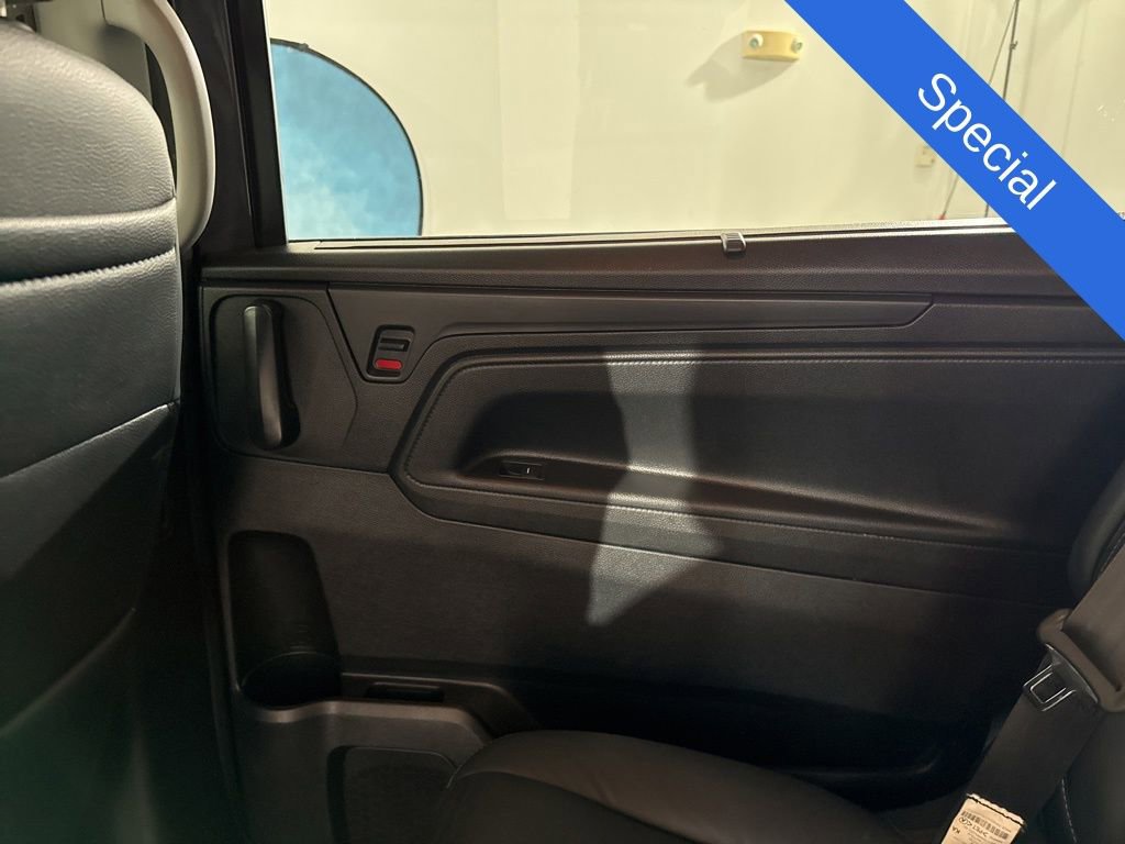 Used 2021 Honda Odyssey Touring image 17