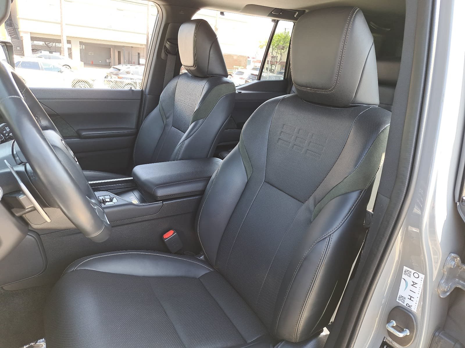 Used 2024 Lexus GX 550 AWD/4WD image 17