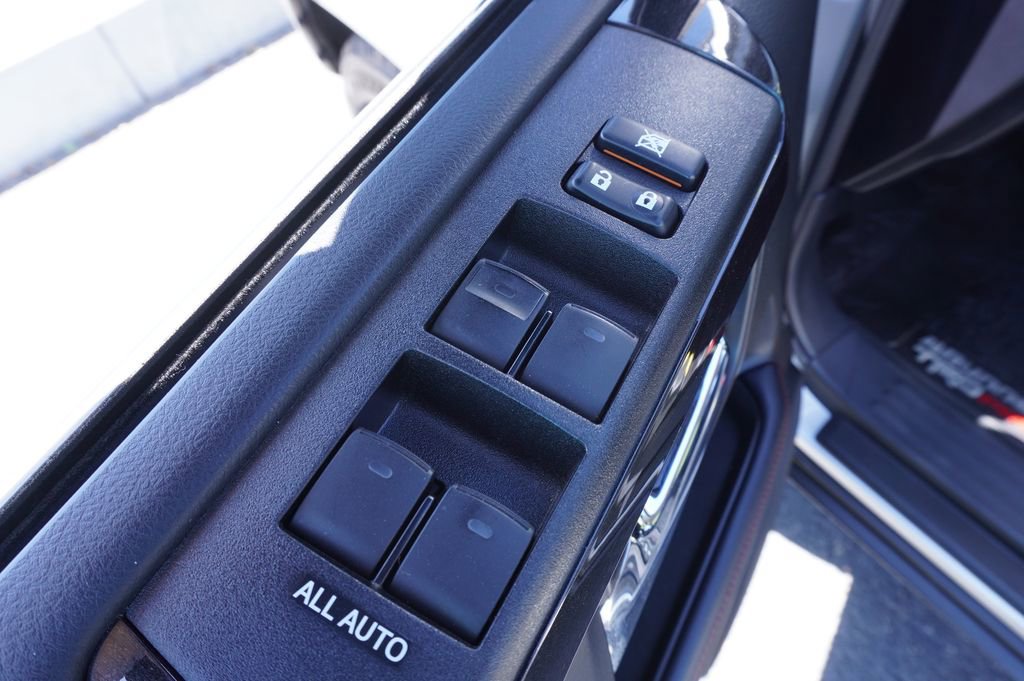 Used 2022 Toyota 4Runner TRD Off-Road Premium w/ Moonroof Package AWD/4WD image 16