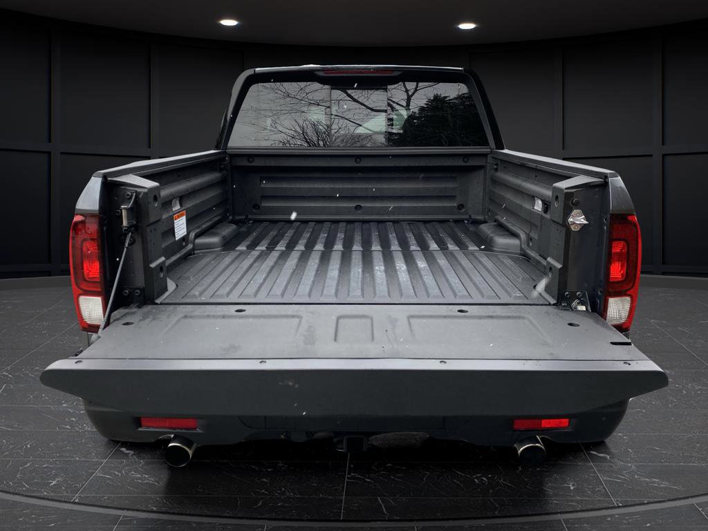 Used 2025 Honda Ridgeline TrailSport image 16