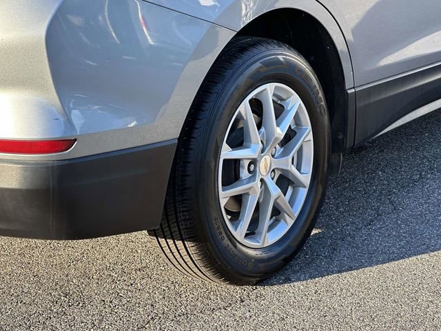 Used 2023 Chevrolet Equinox LT image 30