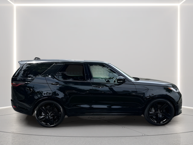 Certified 2025 Land Rover Discovery Dynamic SE AWD/4WD image 6