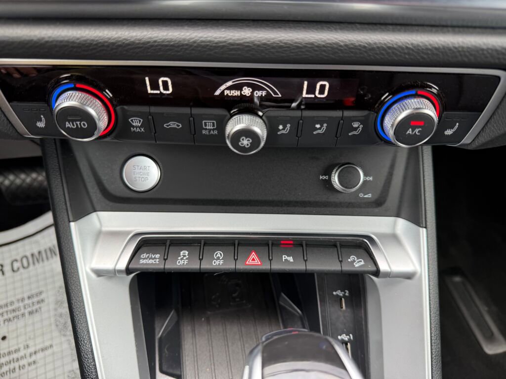 Used 2020 Audi Q3 2.0T Premium Plus image 19