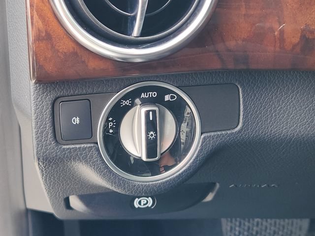 Used 2014 Mercedes-Benz GLK 350 4MATIC image 17