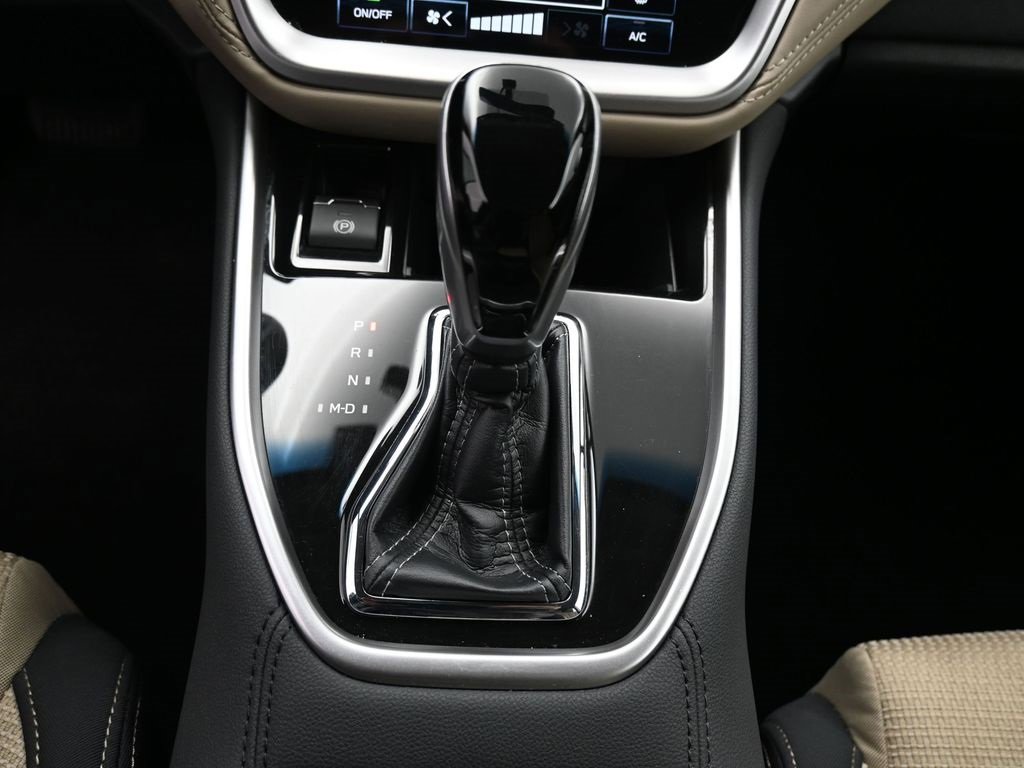 Used 2020 Subaru Outback Premium image 24