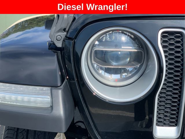 Certified 2020 Jeep Wrangler Unlimited Sahara image 11