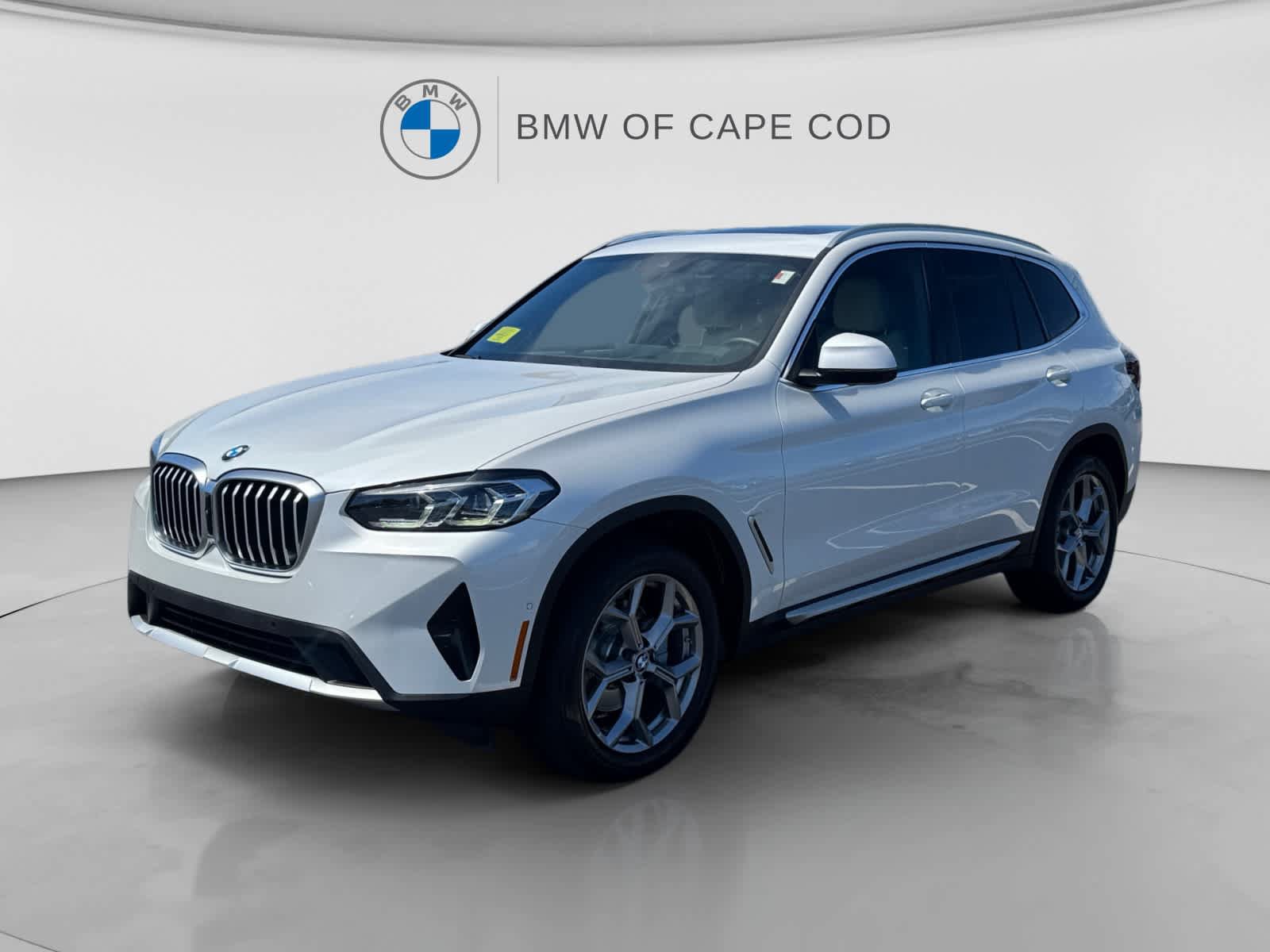 Used 2023 BMW X3 xDrive30i w/ Premium Package AWD/4WD image 3