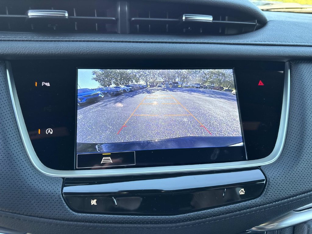 New 2026 Cadillac XT5 Luxury w/ LPO, Premium Carpet Package AWD/4WD image 24