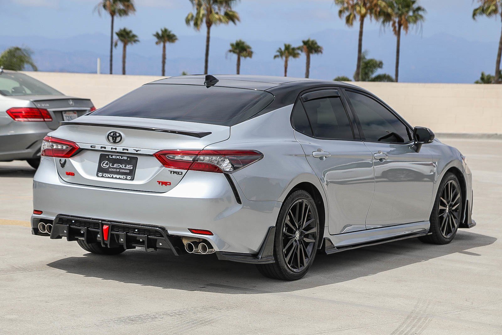 Used 2024 Toyota Camry XSE FWD image 7