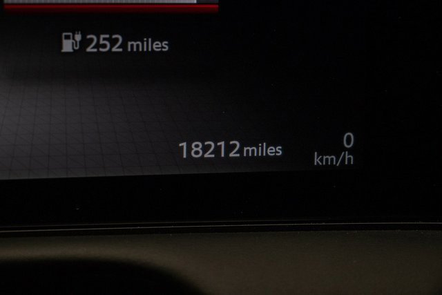 Used 2023 Nissan Ariya FWD image 30