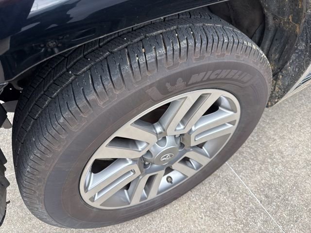 Used 2013 Toyota 4Runner Limited image 2