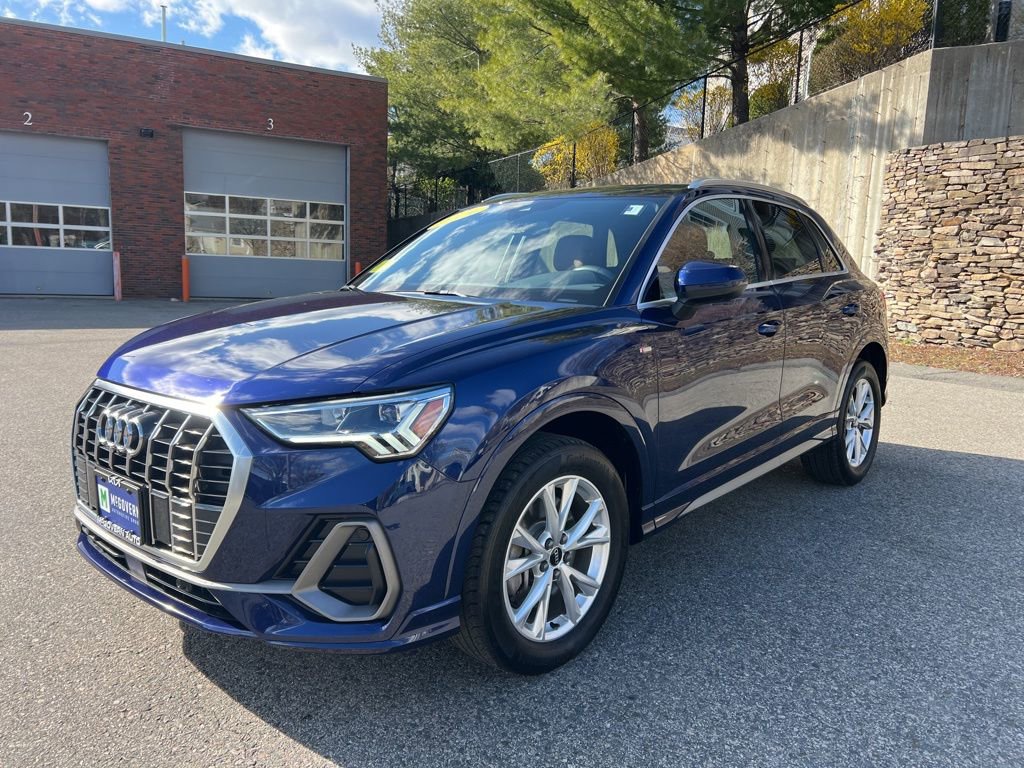 Used 2024 Audi Q3 2.0T Premium Plus w/ Premium Plus Package image 1