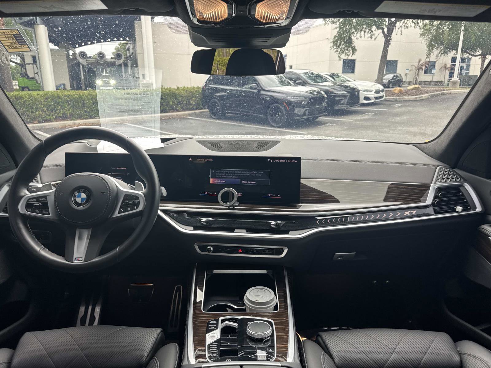 Used 2023 BMW X7 xDrive40i w/ M Sport Package image 15