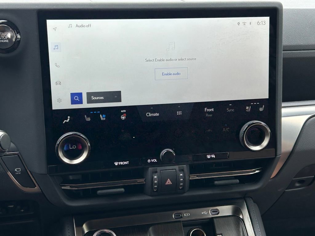 Used 2025 Lexus GX 550 w/ Accessory Package (2T) AWD/4WD image 24