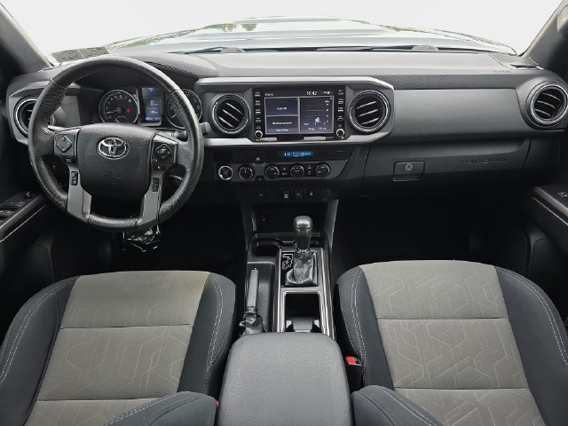 Used 2021 Toyota Tacoma TRD Sport AWD/4WD image 10