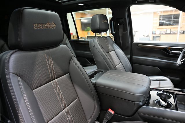 New 2026 Chevrolet Suburban High Country w/ LPO, Chrome Package image 10